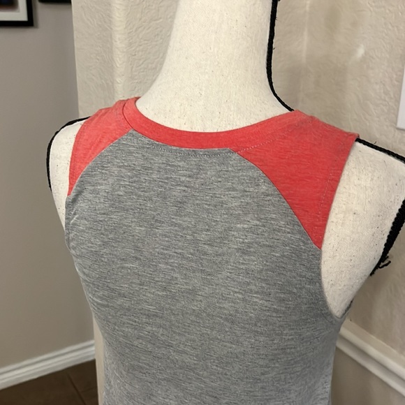 Netflix Strangers Things sleeveless tank top - Picture 11 of 17